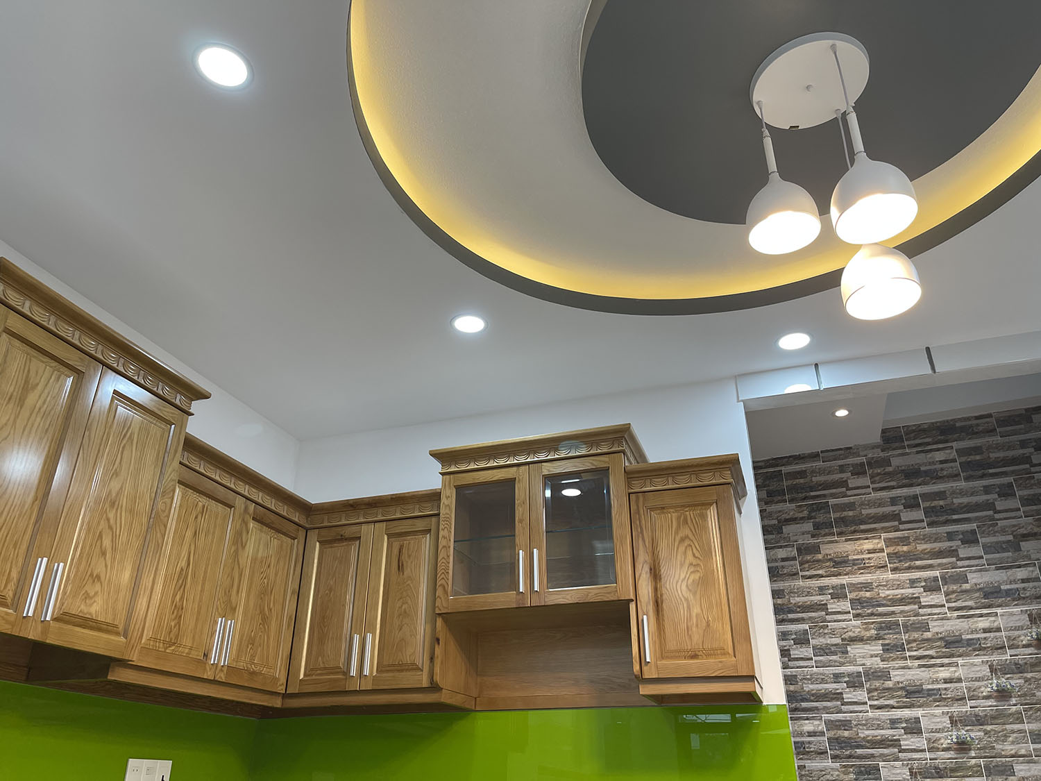 Bán nhà Nơ Trang Long, Quận Bình Thạnh Tuyệt phẩm 4 lầu (4,2m x 14m) tk Singapore ôtô đổ trong nhà.